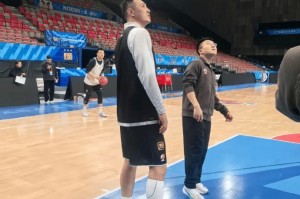乐鱼app-媒体人：翟晓川小腿有拉伤打不打未定&amp;amp;已征召范依铭顶潜力赛